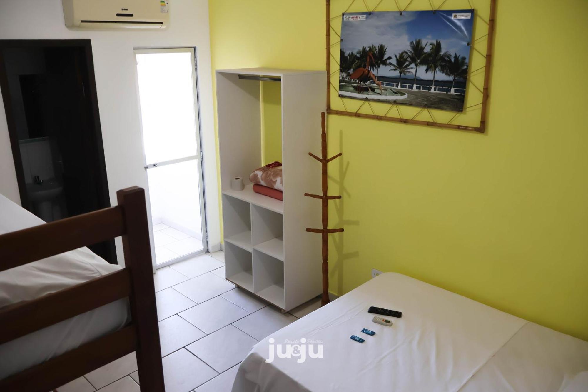 Pousada Ju&Ju A 400 Mts Da Praia Pontal do Paraná Zewnętrze zdjęcie